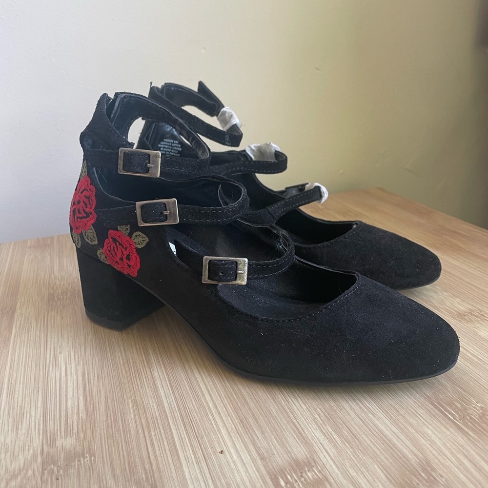 Steve Madden Embroidered Heels